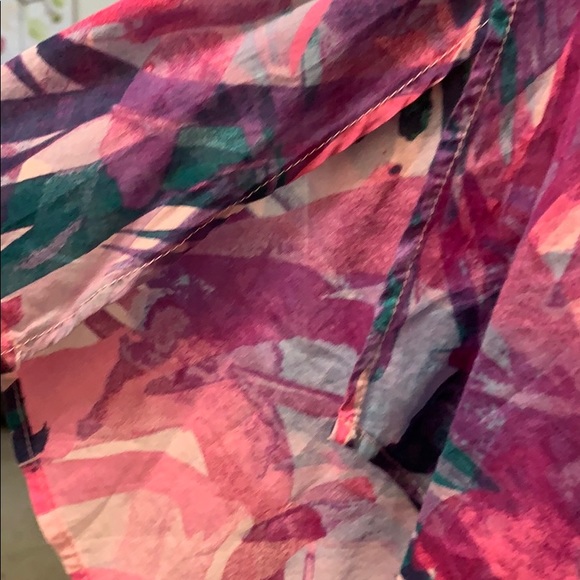 Colorful lightweight top - Picture 3 of 3